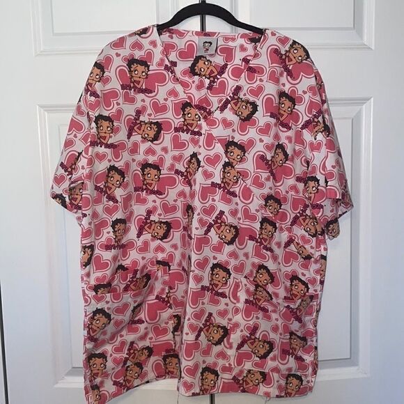Betty Boop scrubs top  - Picture 1 of 5